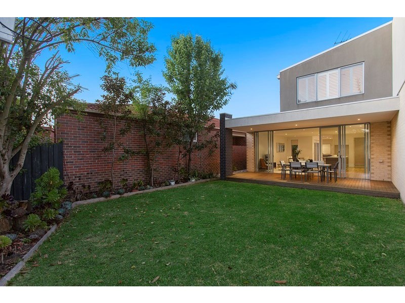 9A Girdwood Avenue, Carnegie VIC 3163