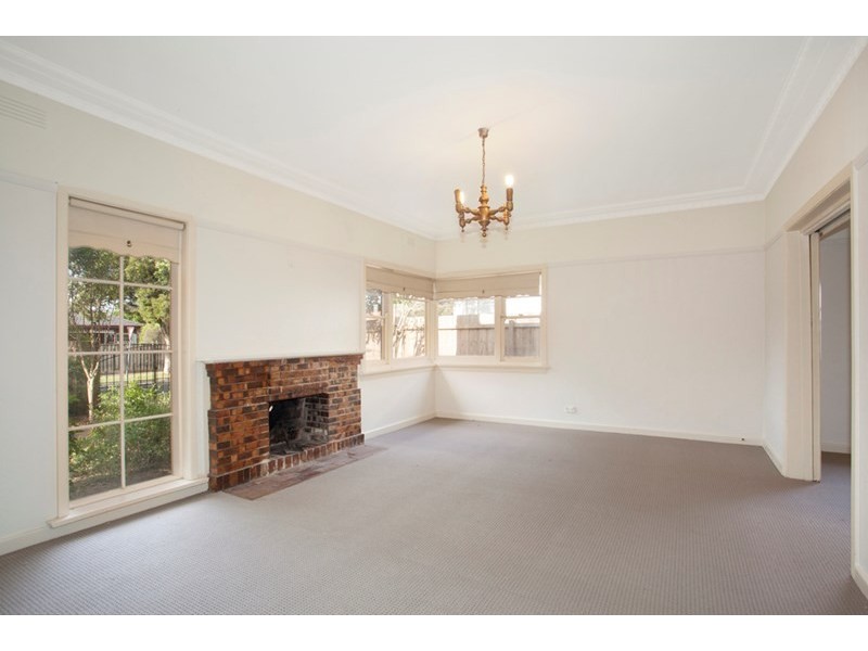 44 Murrumbeena Crescent, Murrumbeena VIC 3163