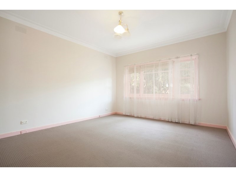 44 Murrumbeena Crescent, Murrumbeena VIC 3163