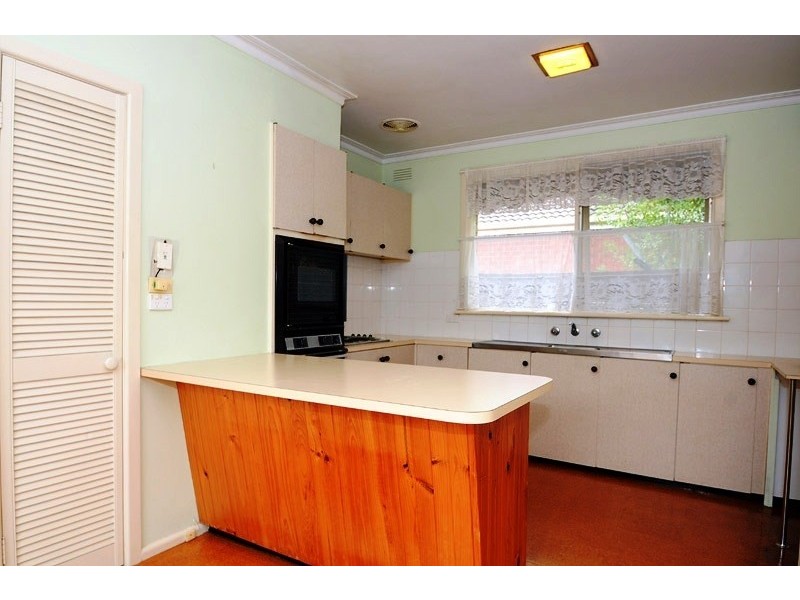 21 Railway Road, Carnegie VIC 3163