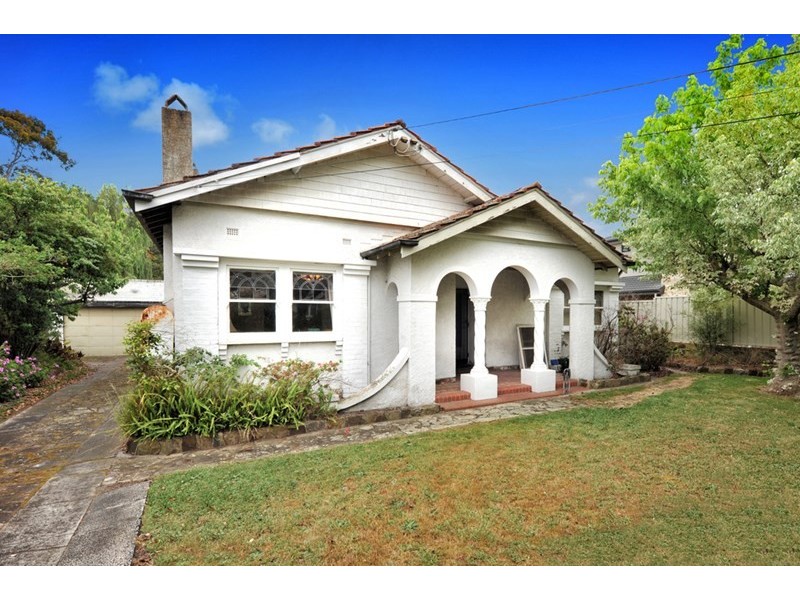 11 Paget Street, Hughesdale VIC 3166