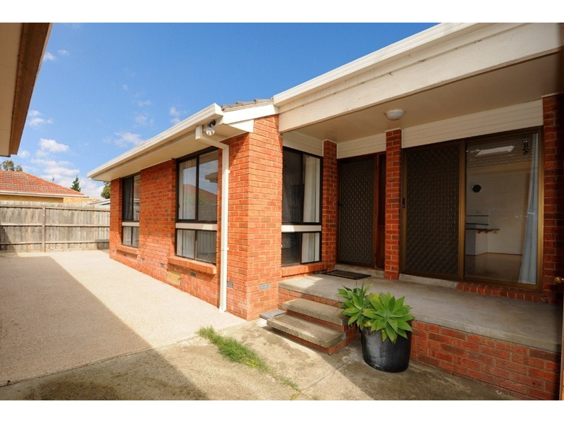 2/580 Warrigal Road, Oakleigh South VIC 3167