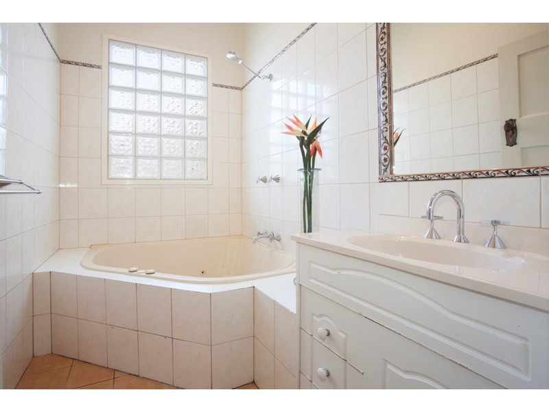 296 Koornang Road, Carnegie VIC 3163