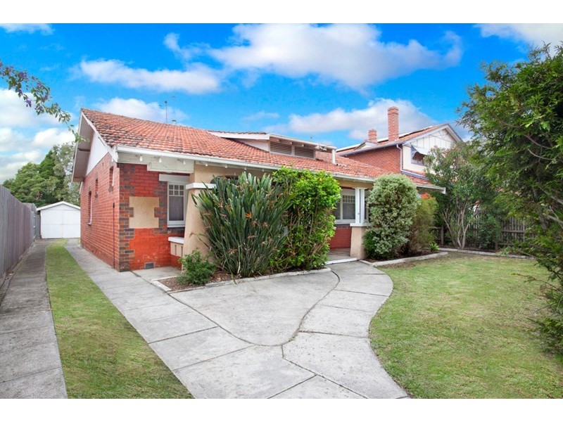 28 Yendon Road, Carnegie VIC 3163
