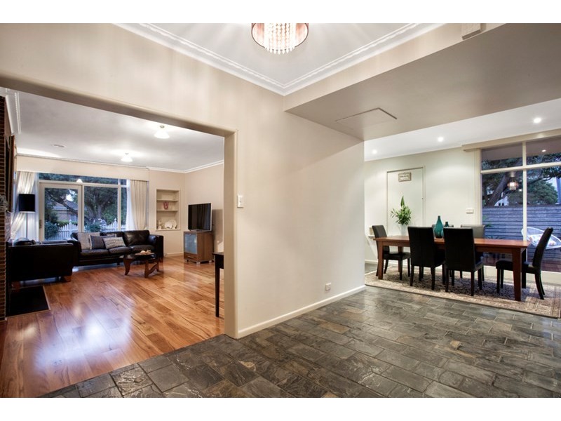 2 Brine Street, Hughesdale VIC 3166