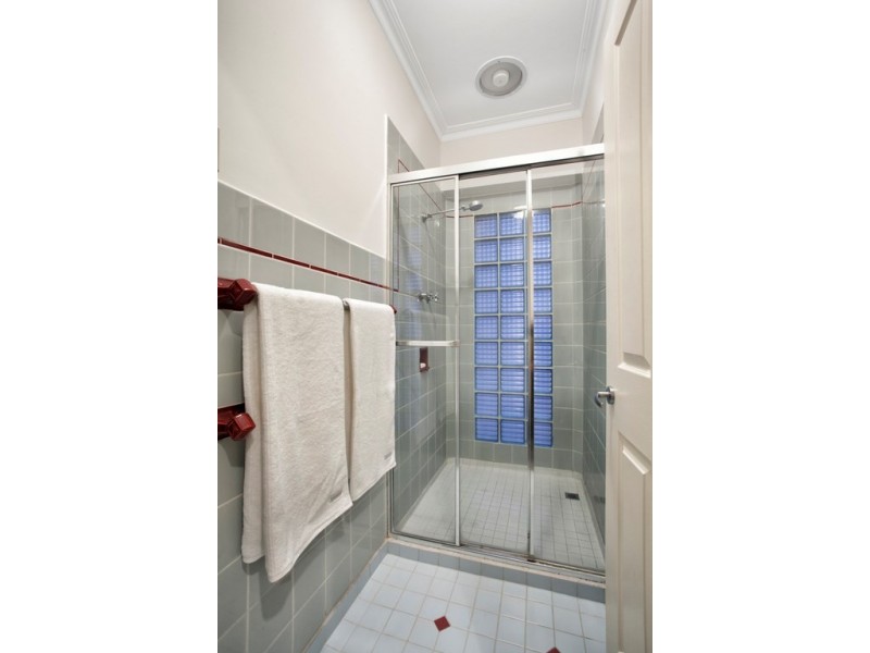 2 Brine Street, Hughesdale VIC 3166