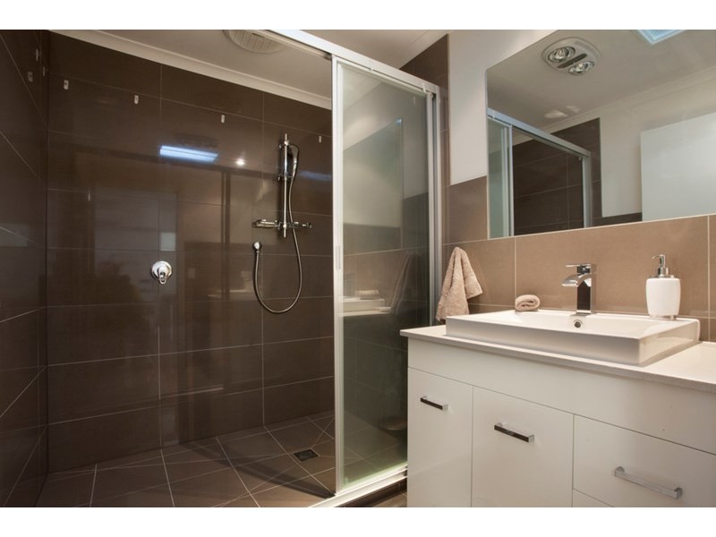 2 Brine Street, Hughesdale VIC 3166