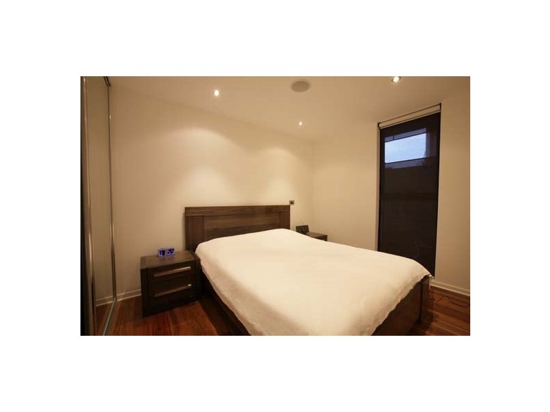 106/233 Dandenong Road, Windsor VIC 3181