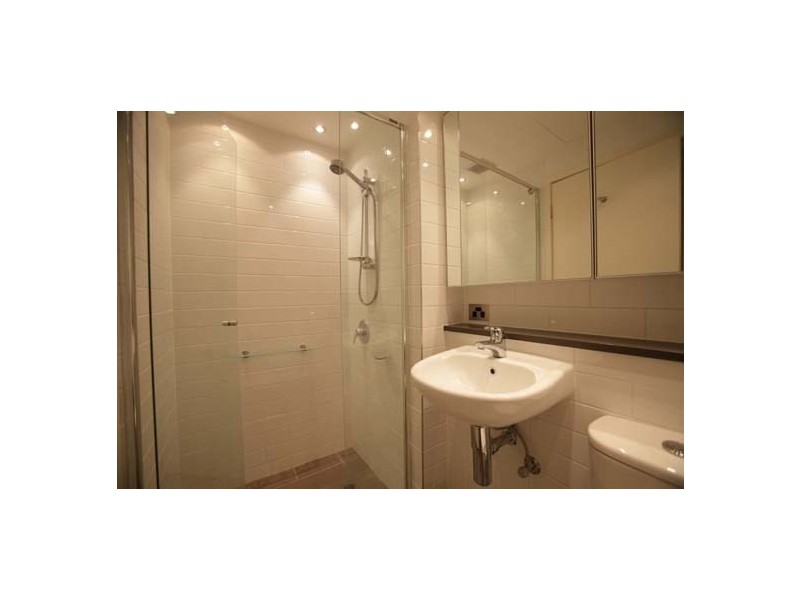 106/233 Dandenong Road, Windsor VIC 3181