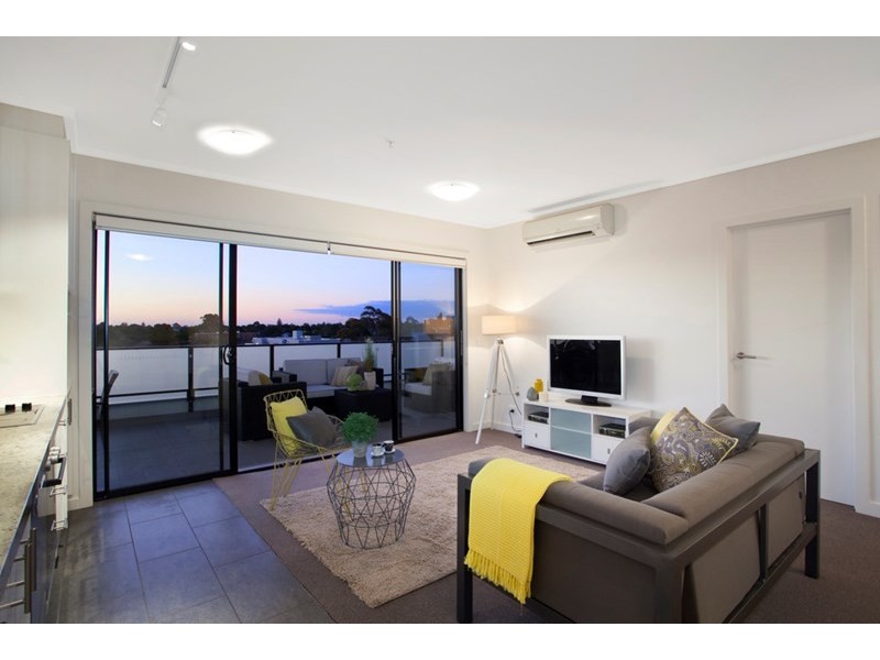 11/81 Koornang Road, Carnegie VIC 3163