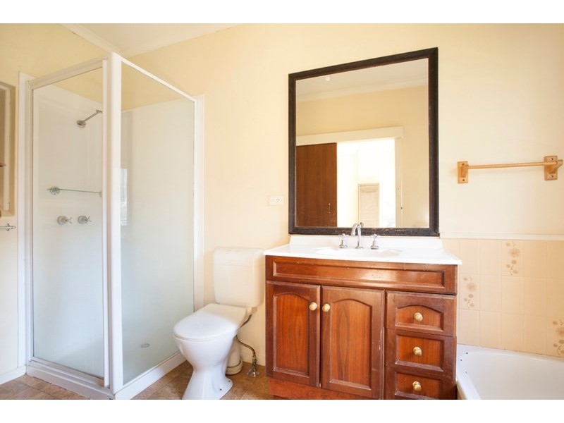 54 Kambrook Road, Caulfield North VIC 3161