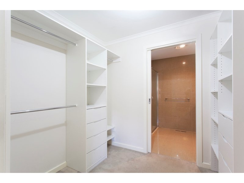 2/5 Redpath Crescent, Springvale VIC 3171