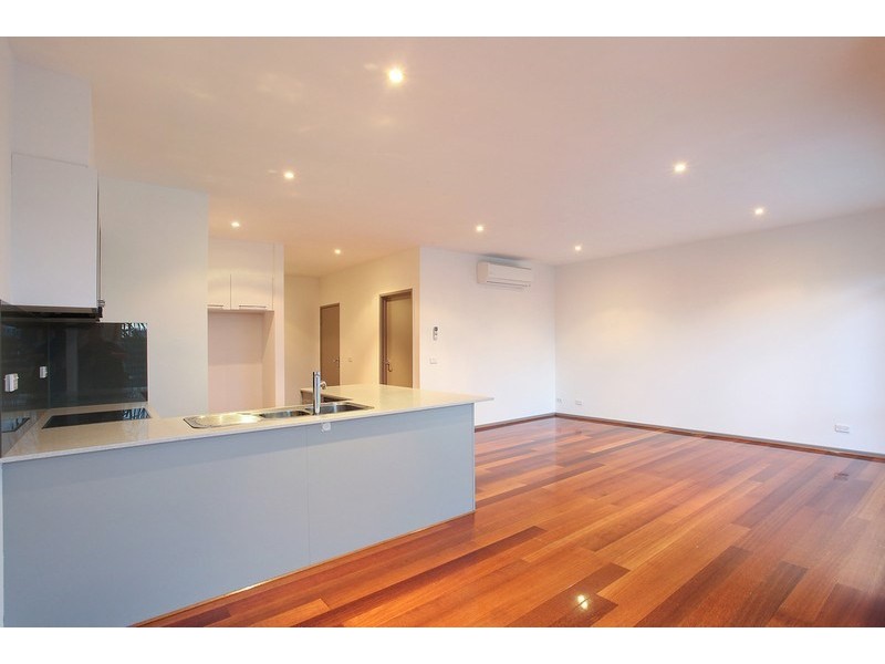6/100 Poath Road, Hughesdale VIC 3166