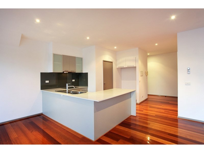 6/100 Poath Road, Hughesdale VIC 3166
