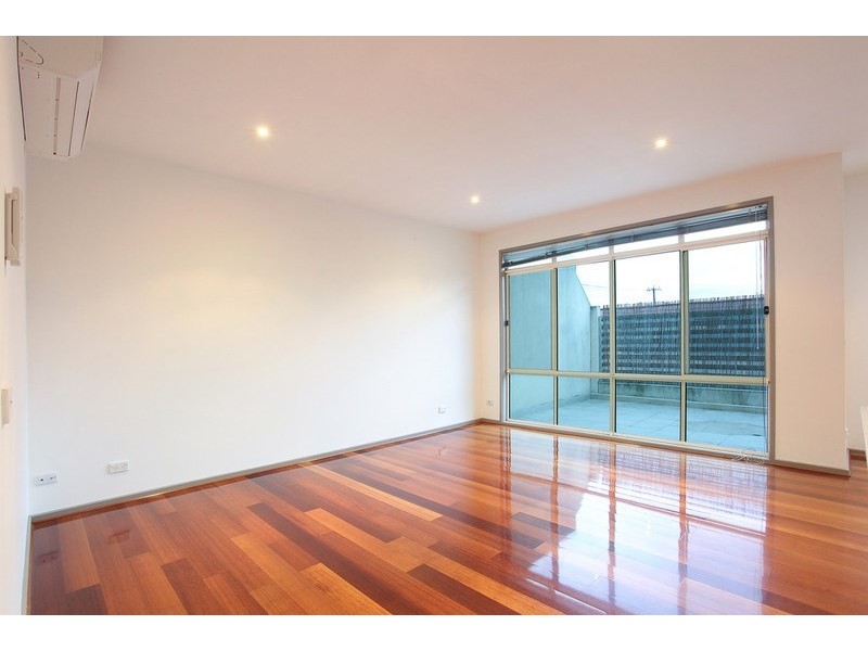 6/100 Poath Road, Hughesdale VIC 3166