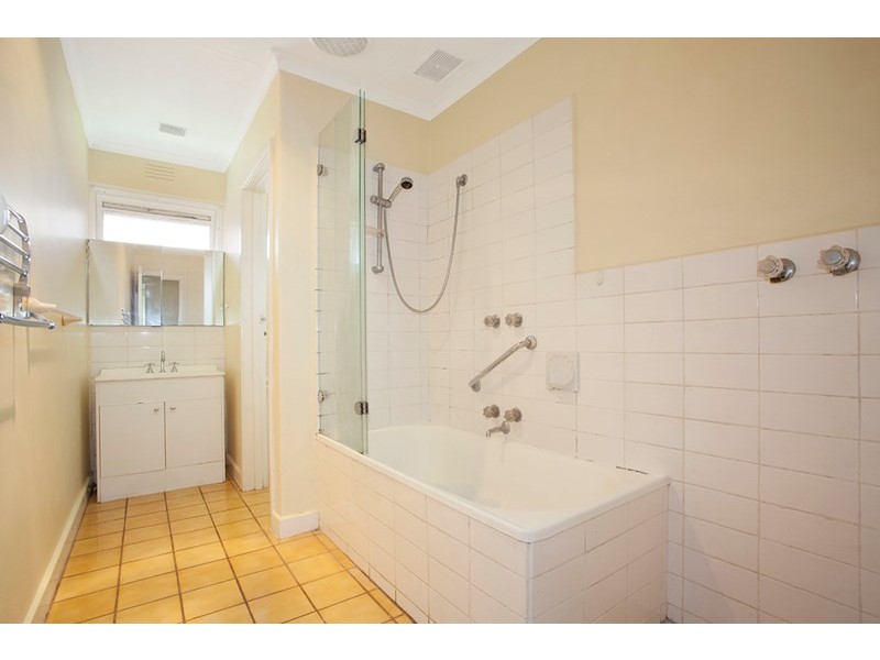 6/10 St Huberts Road, Carnegie VIC 3163