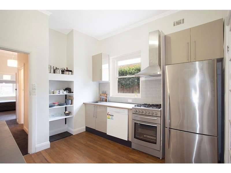 5 Albert Road, Carnegie VIC 3163