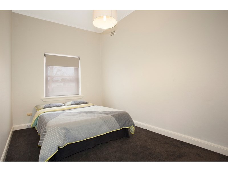 5 Albert Road, Carnegie VIC 3163