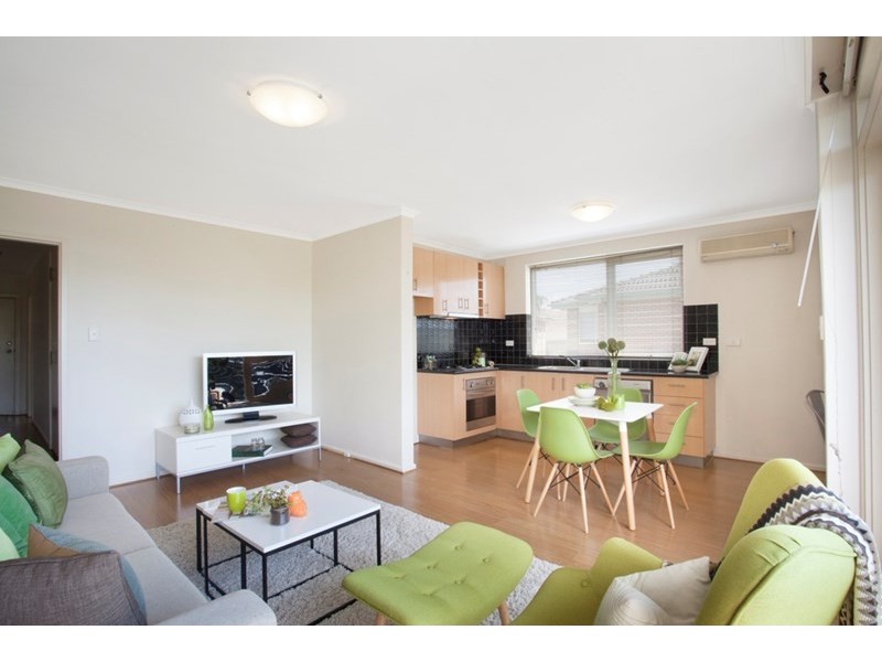 6/7 Wild Cherry Road, Ormond VIC 3204