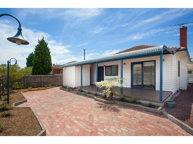 52 Moorookyle Avenue, Hughesdale VIC 3166