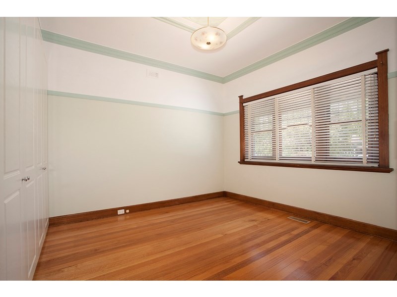 52 Moorookyle Avenue, Hughesdale VIC 3166