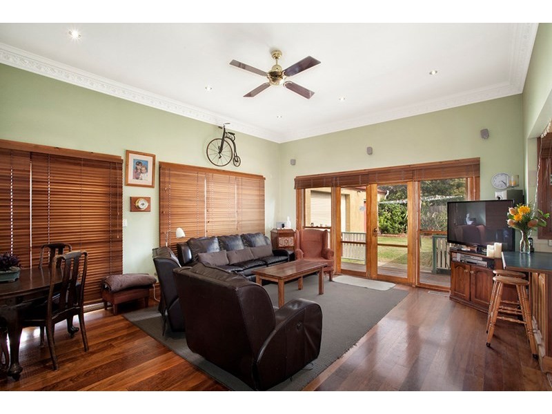 24 Jersey Parade, Carnegie VIC 3163