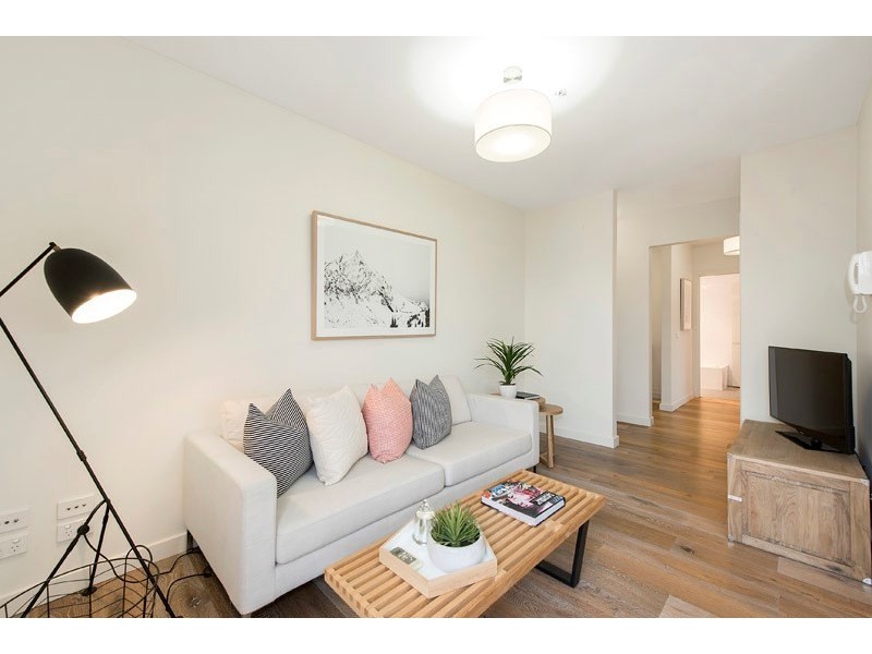 8/314 Neerim Road, Carnegie VIC 3163