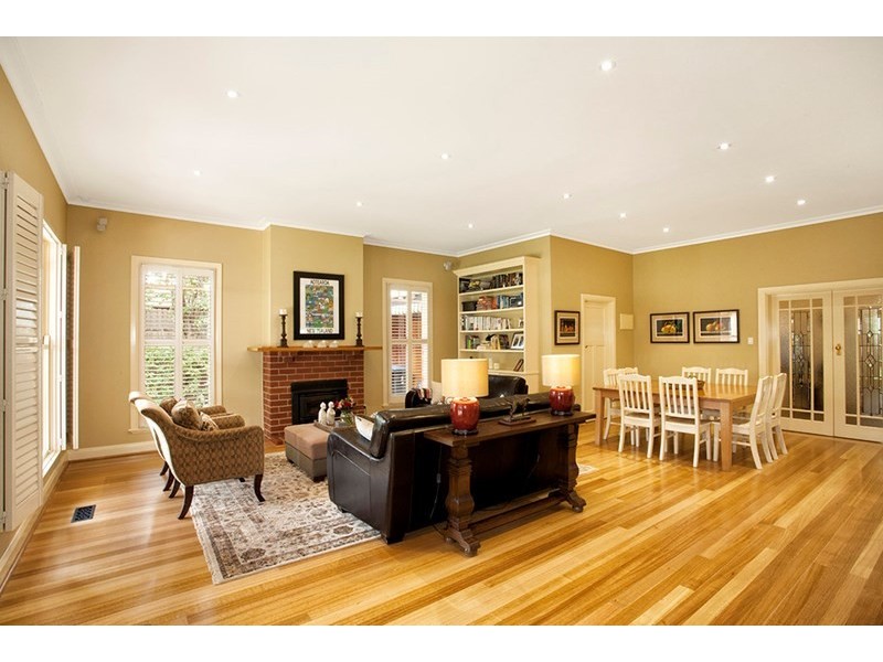 49 Serrell Street, Malvern East VIC 3145