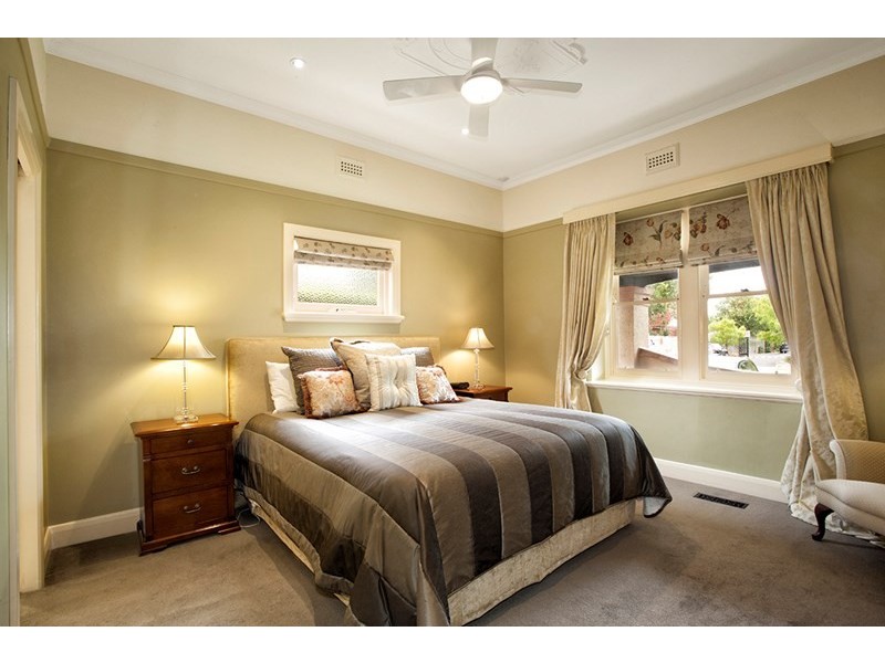 49 Serrell Street, Malvern East VIC 3145