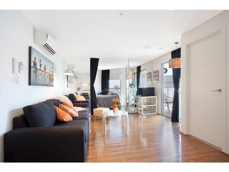 18/40 Koornang Road, Carnegie VIC 3163