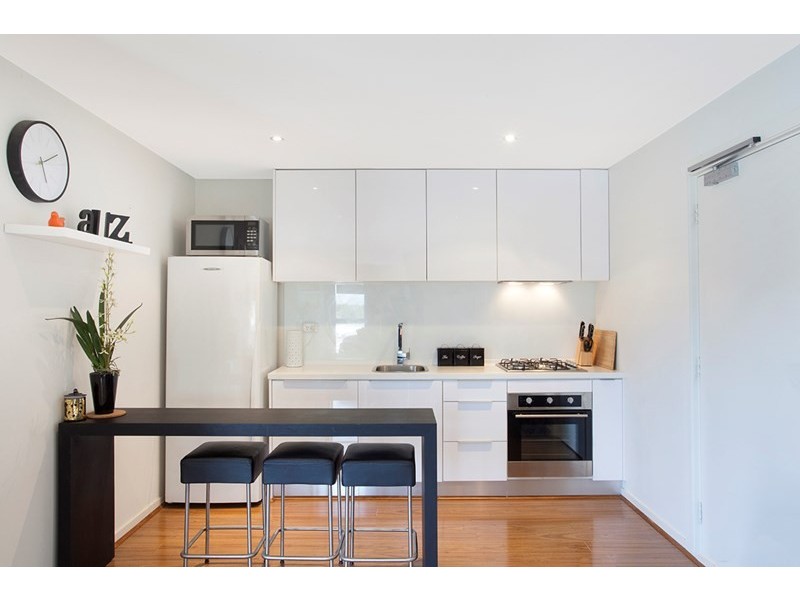 18/40 Koornang Road, Carnegie VIC 3163