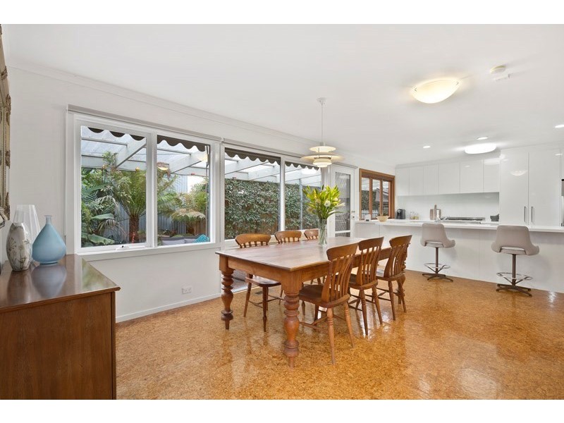 3 Ames Avenue, Carnegie VIC 3163