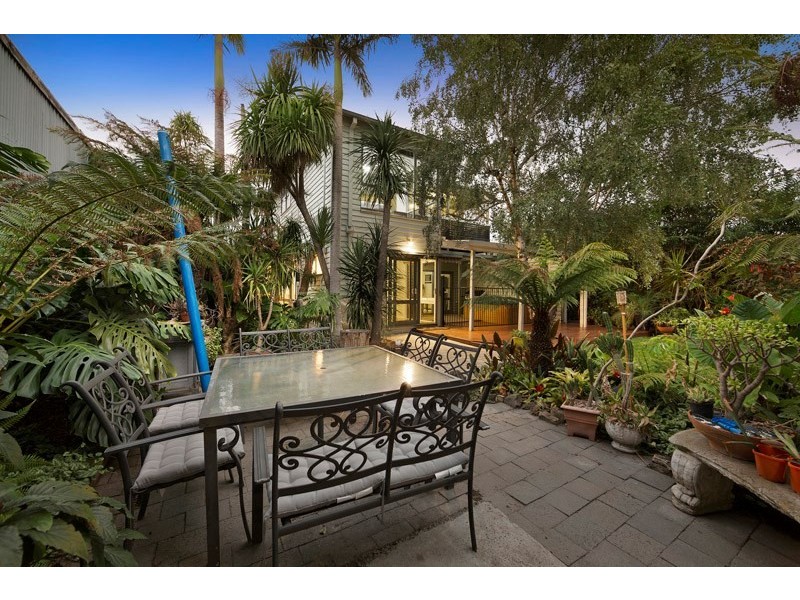 3 Ames Avenue, Carnegie VIC 3163