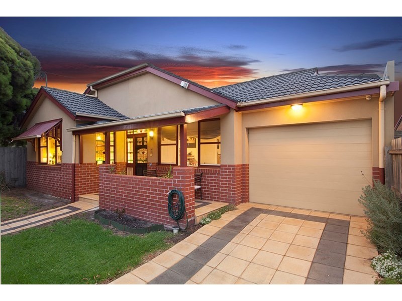 2A Normanby Street, Hughesdale VIC 3166