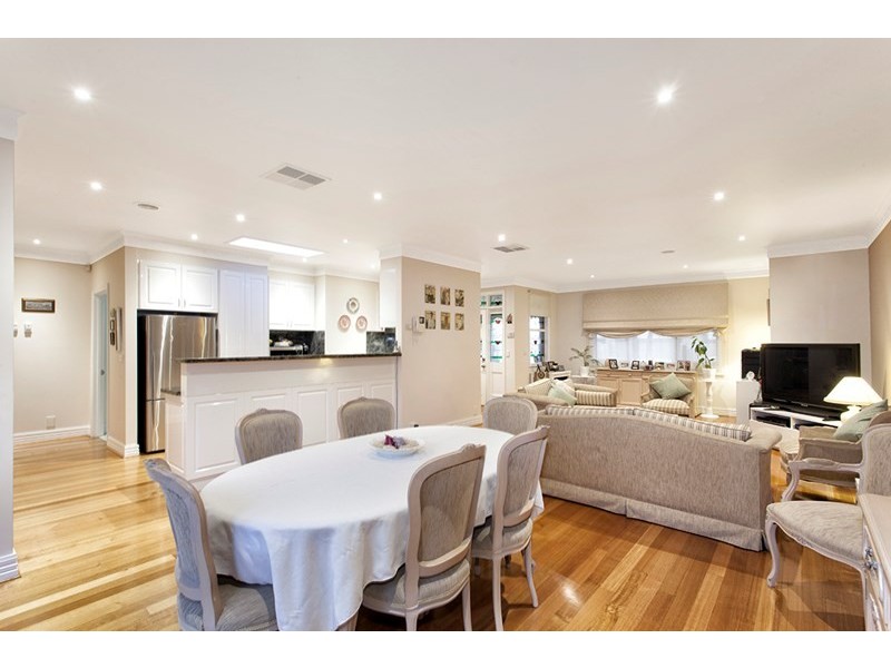 2A Normanby Street, Hughesdale VIC 3166