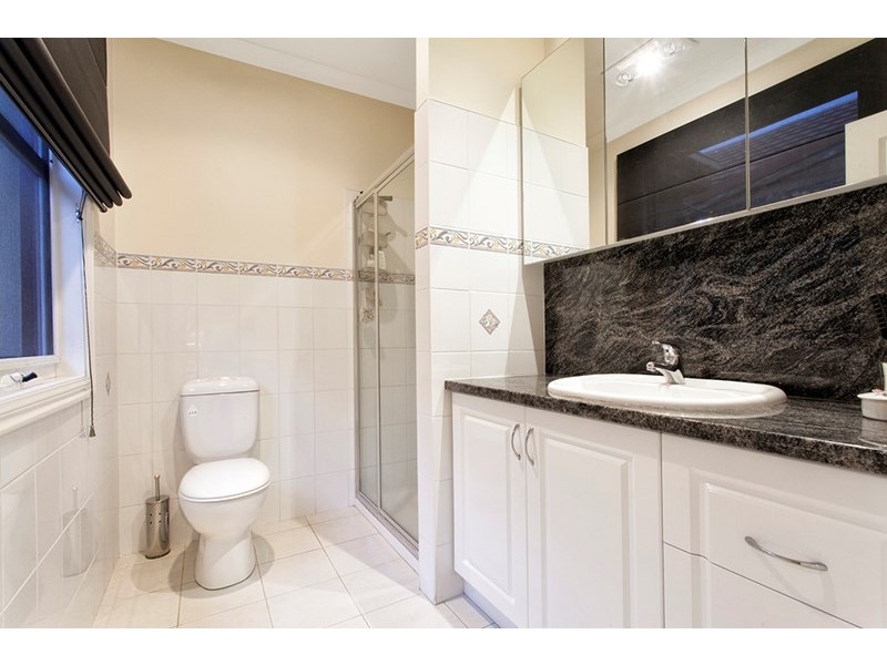 2A Normanby Street, Hughesdale VIC 3166