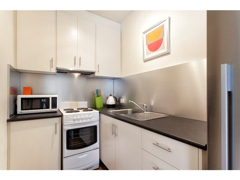 5/16 Kokaribb Road, Carnegie VIC 3163