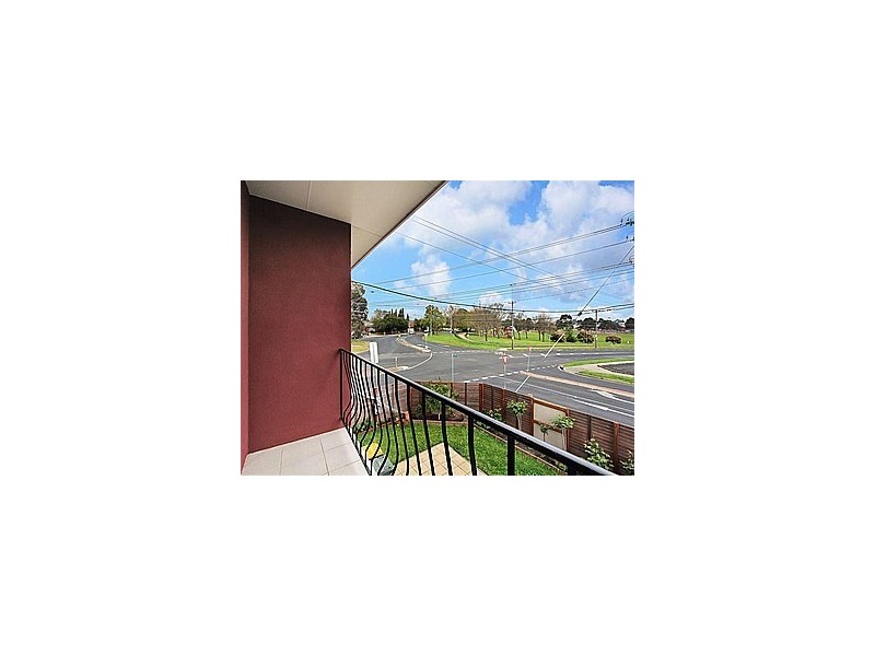 4/164 Leila Road, Carnegie VIC 3163