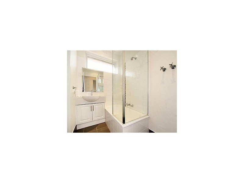 4/164 Leila Road, Carnegie VIC 3163