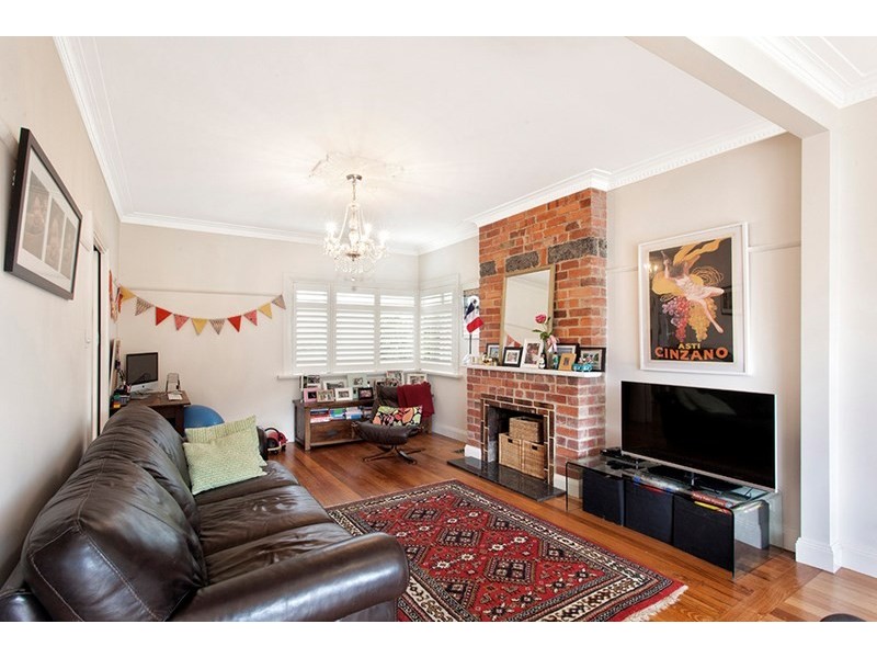 82 Miller Street, Carnegie VIC 3163