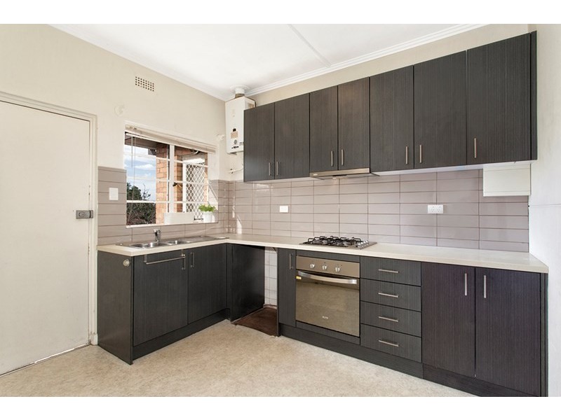 8/40 Eildon Road, St Kilda VIC 3182