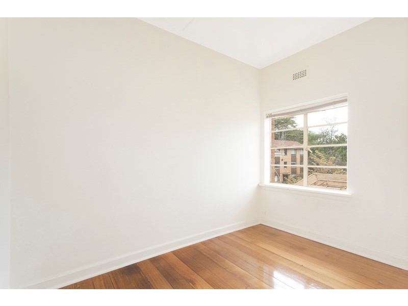 8/40 Eildon Road, St Kilda VIC 3182