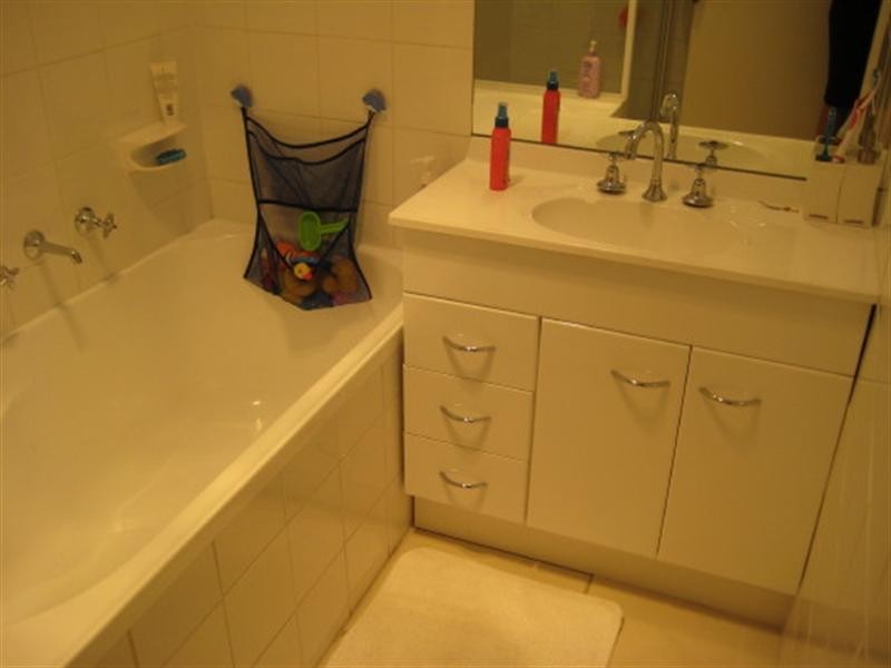 2/13 Evelyn Street, Bentleigh VIC 3204