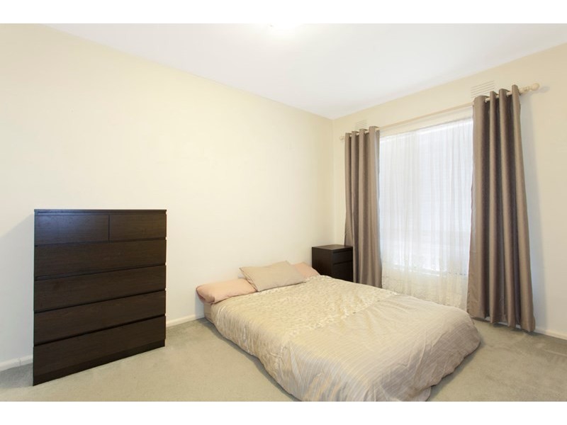 2/10 Rosstown Road, Carnegie VIC 3163