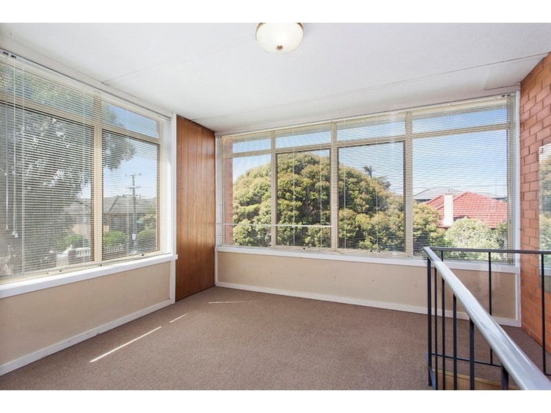 1/375 Neerim Road, Carnegie VIC 3163