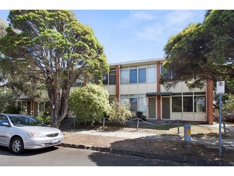 1/375 Neerim Road, Carnegie VIC 3163