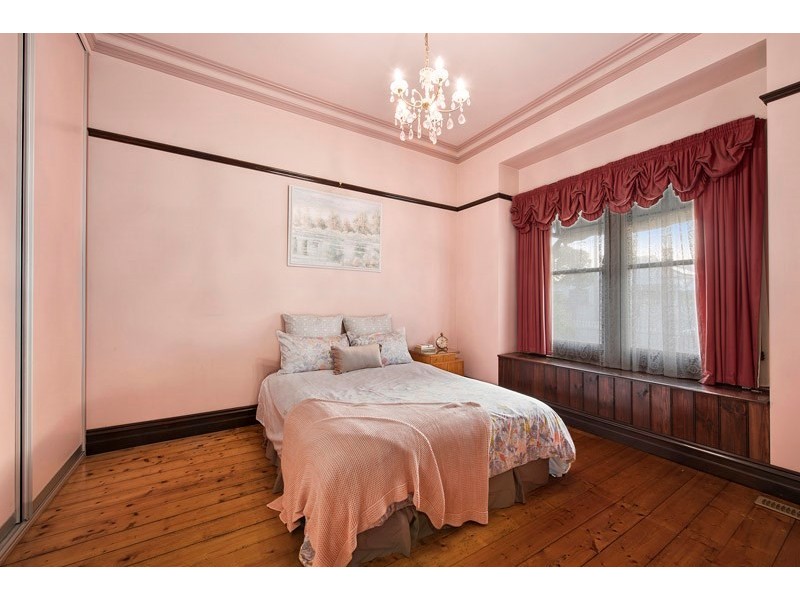 18 Ames Avenue, Carnegie VIC 3163