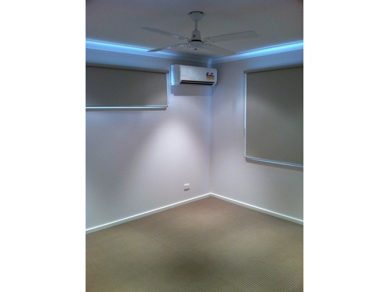 1/11 Surrey Crescent, Oakleigh East VIC 3166