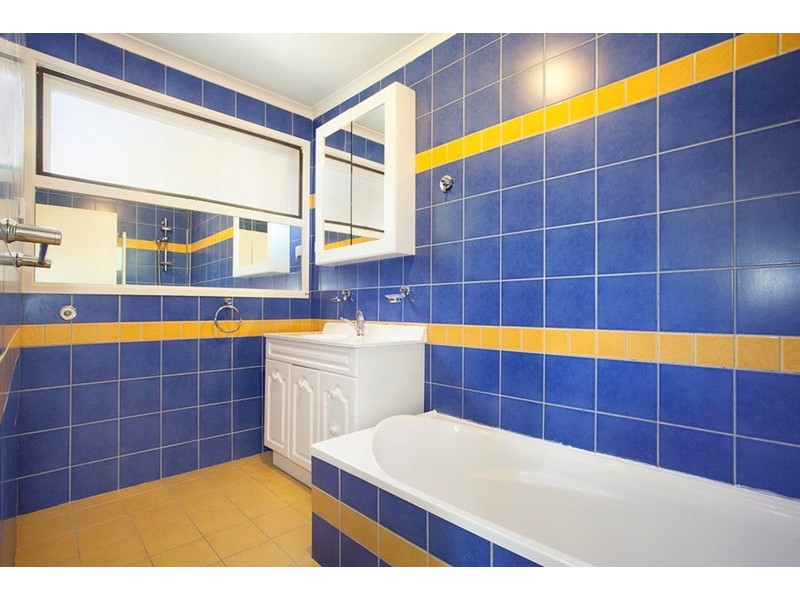 1/25 Paddington Road, Hughesdale VIC 3166