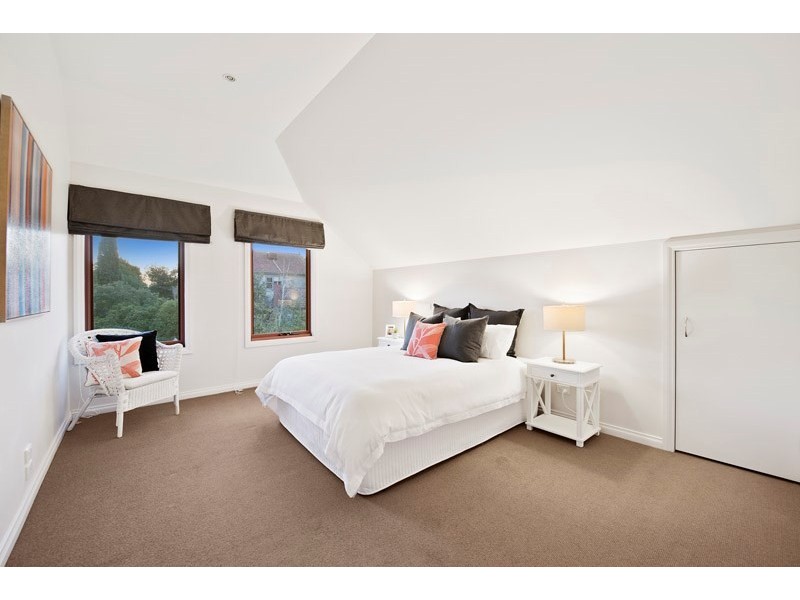 33B Emily Street, Carnegie VIC 3163